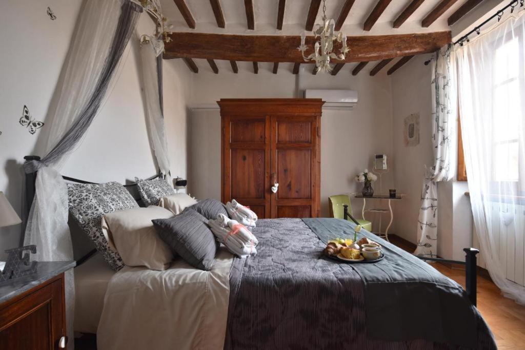 Il Giglio B&B П'єнца Екстер'єр фото