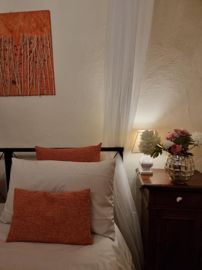 Il Giglio B&B П'єнца Екстер'єр фото